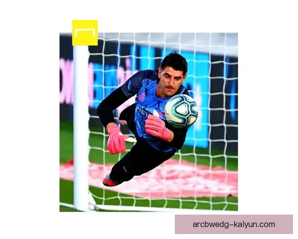 库尔图瓦与伤病斗争，状态未见好转，球队面临守门员危机。