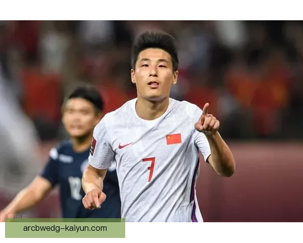 利桑德罗近期表现引发高度争议