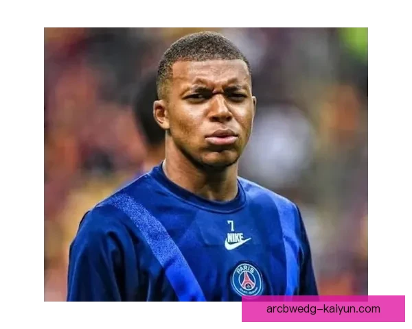 姆巴佩合同博弈持续，未来去向成焦点